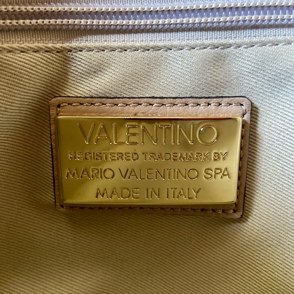 AUTHENTIC Mario Valentino, genuine leather, tote bag with chain handles. - Picture 6 of 9